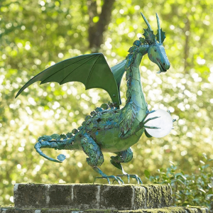 Dragon garden ornaments | Armored Drake™